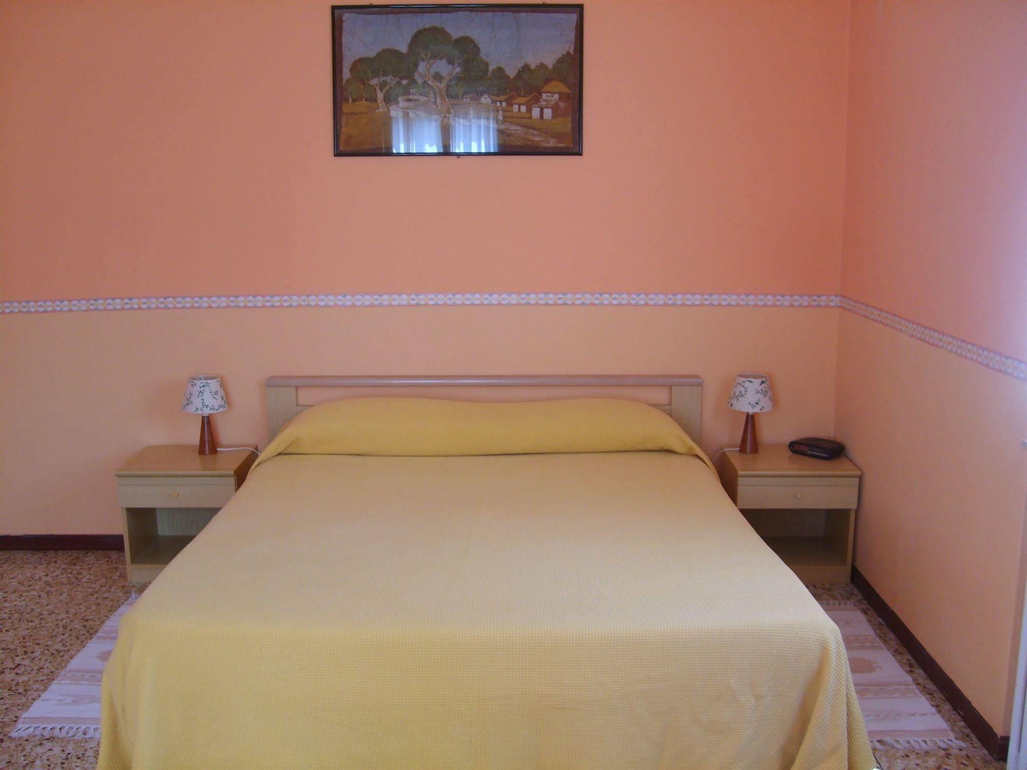 Lake Maggiore Hotel Elvezia מראה חיצוני תמונה