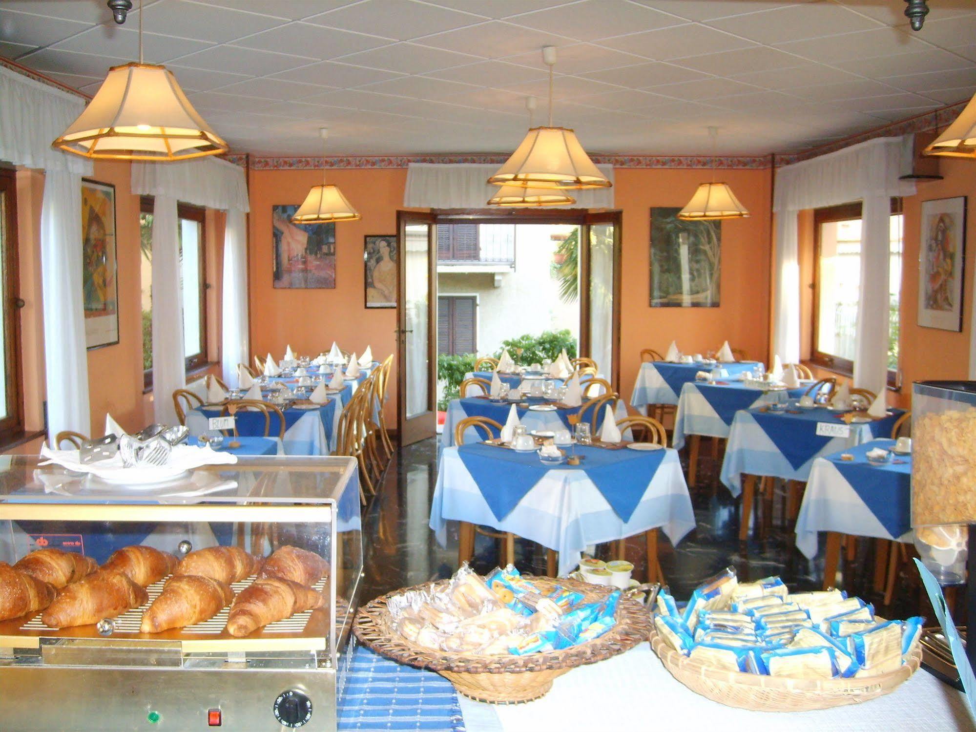 Lake Maggiore Hotel Elvezia מראה חיצוני תמונה